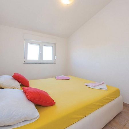 S&G Leko Apartmani Rogoznica Bagian luar foto