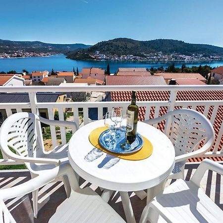 S&G Leko Apartmani Rogoznica Bagian luar foto