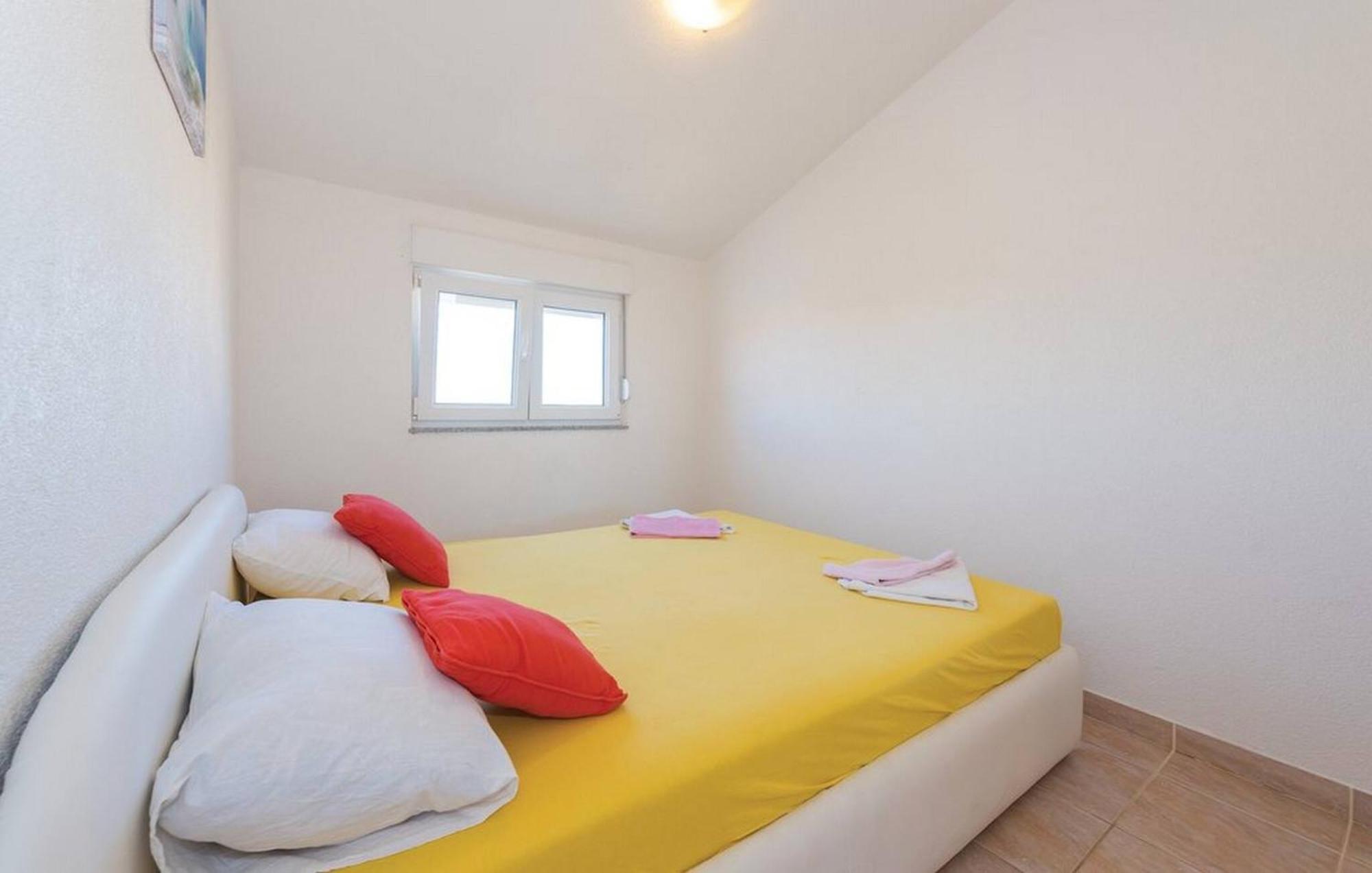 S&G Leko Apartmani Rogoznica Bagian luar foto