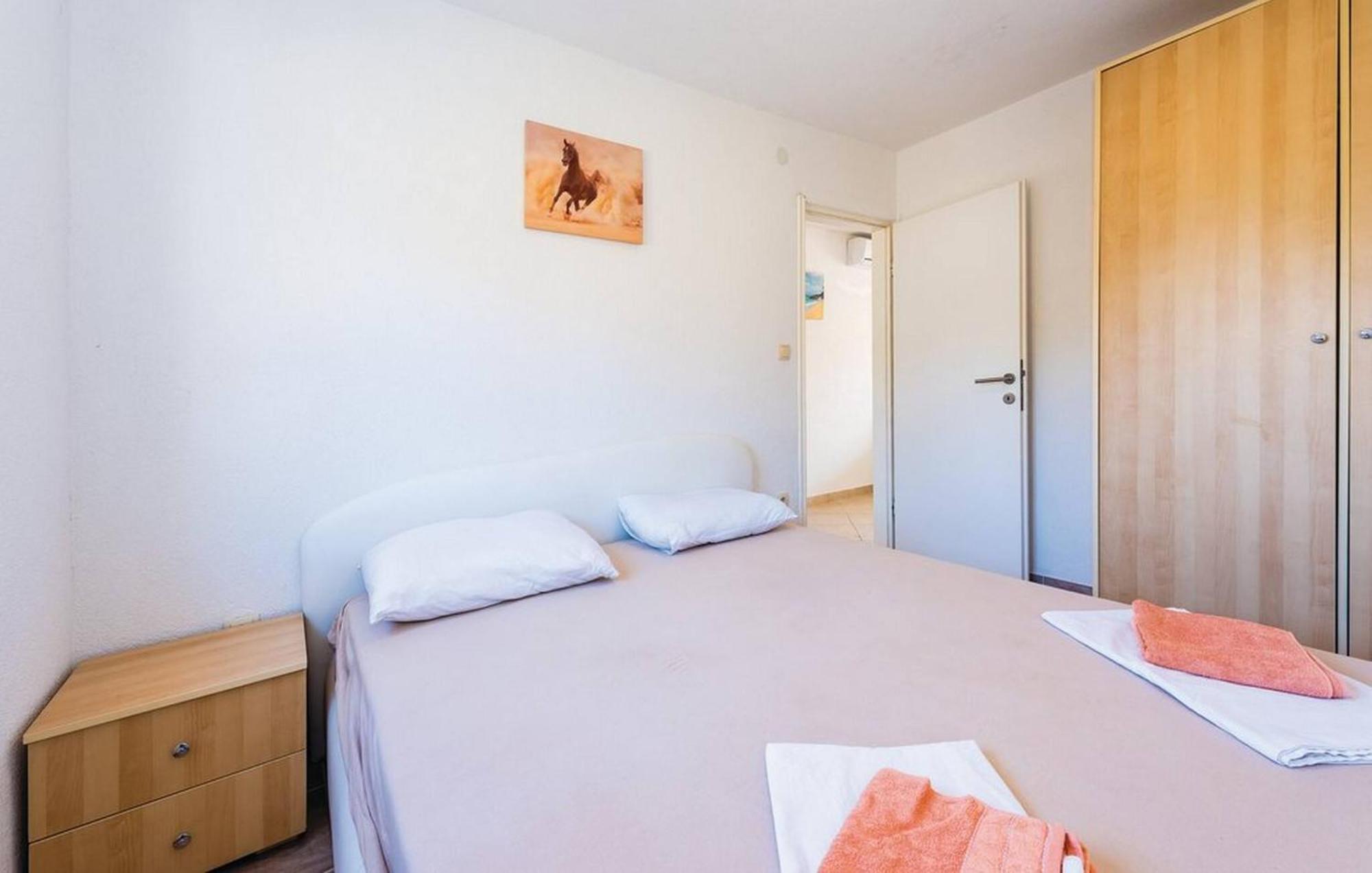 S&G Leko Apartmani Rogoznica Bagian luar foto